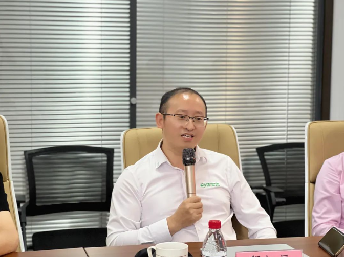 薩震節(jié)能空壓機(jī)程紅星